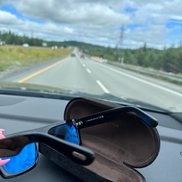 Tom ford sunglasses - Picture 5 of 6